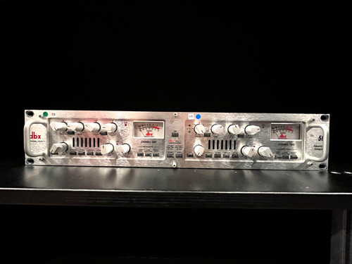 Compresseur dbx 566