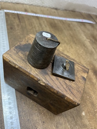 Fil plomb outil ancien - ,
