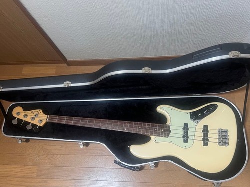 Guitare basse - basse,