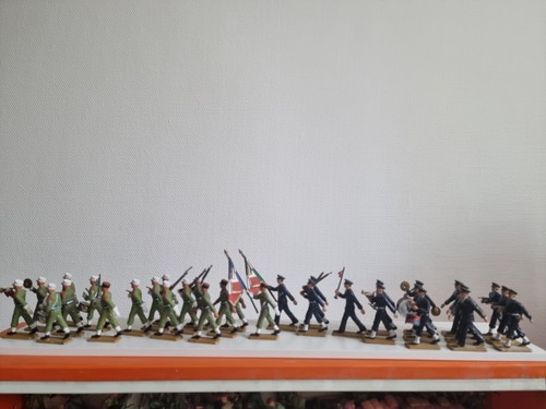 Figurines défilé militaire - figurines,