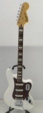 Guitare basse électrique