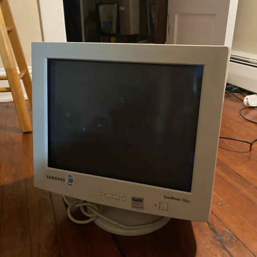 Samsung syncmaster 753df - samsung,