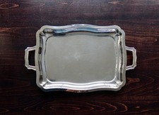 Plateau rectangulaire vintage en métal argenté brillant - Style bistrot