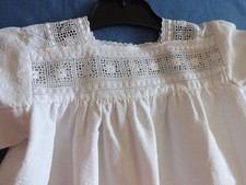 robe d'enfant, poupée, en