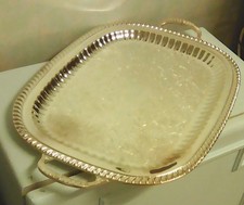 Plateau en métal argenté