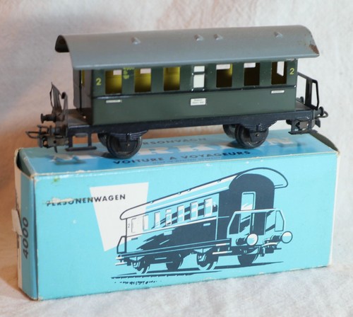 Märklin wagon voyageur 4000