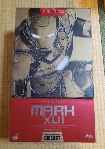 Figurine iron man - iron, mark