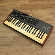 Dave Smith Instruments mopho x4 Polyphonic Keyboard Synthesizer