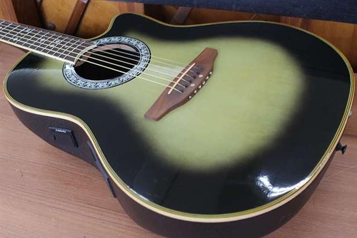 Guitare acoustique électrique