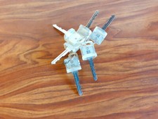 Lot 6 clés pour caisse