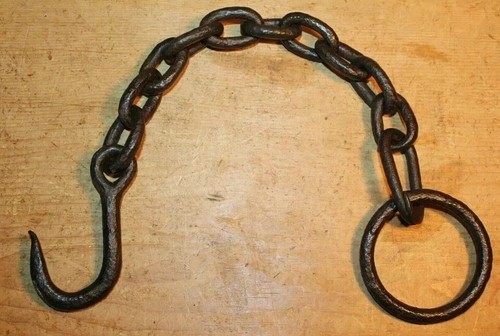 Ancien crochet anneau en - et,
