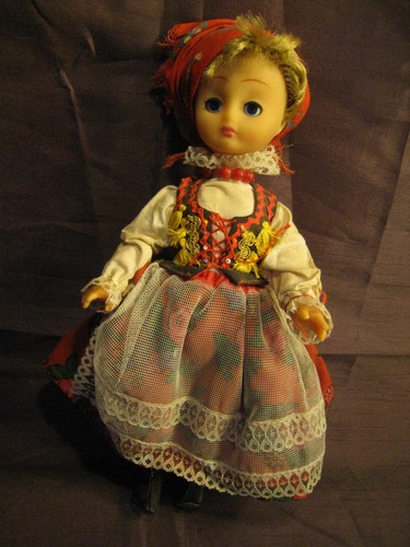 Poupée costume traditionnelle - poupée,