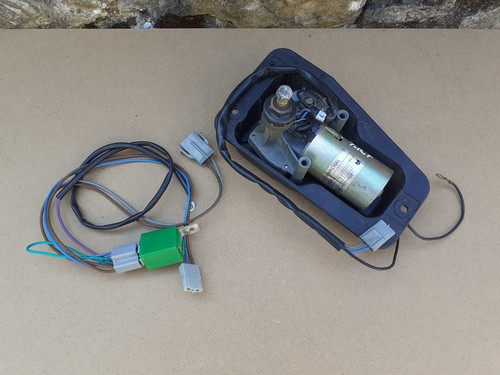 Moteur essuie glace arrière - ,