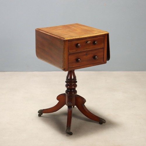 Table basse victorienne - basse,