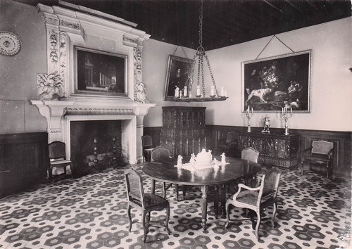 Tanlay chateau cheminee - tanlay,