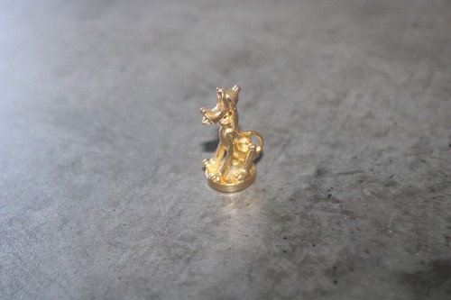 Fève pluto disney chien - disney,