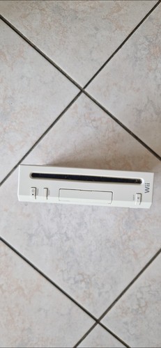 Nintendo wii console - nintendo,