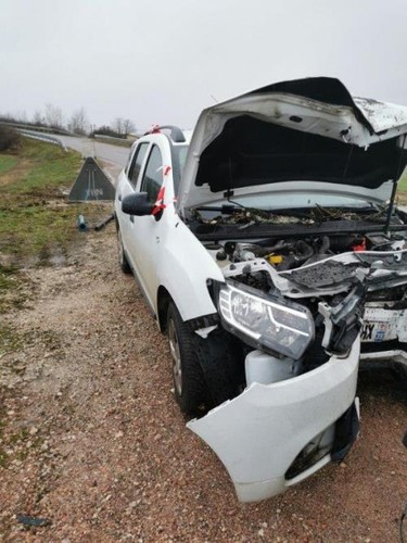 Pare brise dacia - dacia, 2