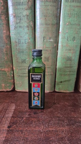 Ancienne bouteille passport - bouteille,