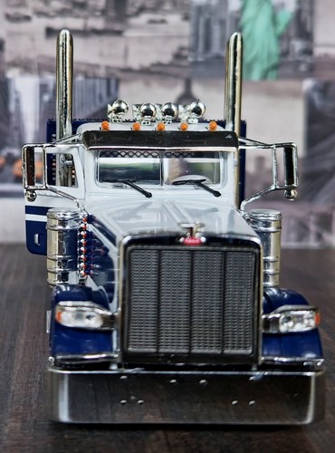 Model trucks kenworth - trucks,