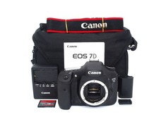 Boîtier Canon 7D avec carte