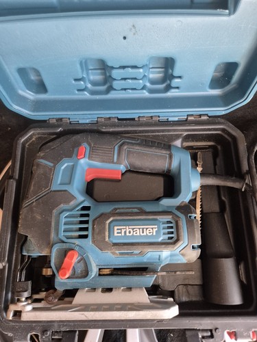 Erbauer scie sauteuse filaire