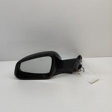 BMW 2 Gran Coupé F44, Gauche