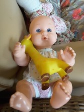 Bébé petite fille 32cmavec