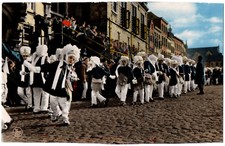 CPSM PF Belgique - Carnaval de BINCHE - Les Paysans