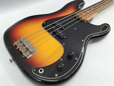 Guitare basse électrique