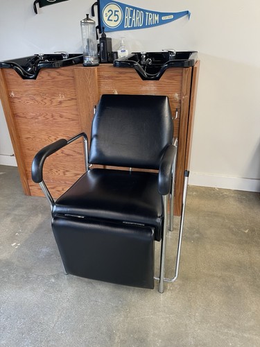 Adjustable and reclining - adjustable,