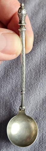 Cuillère moutarde en - à,