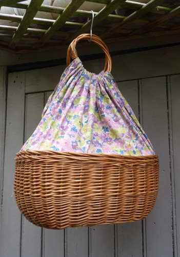 Panier ancien - , pique