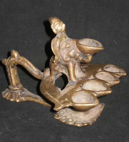 Ancienne lampe huile - lampe, a