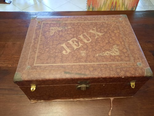 Tres ancienne boite bois - ancienne,