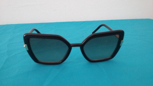 Paire lunettes soleil prada - lunettes,