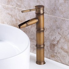 Ancien robinet d'évier de