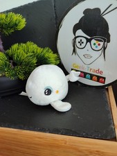 petite peluche baleine blanche