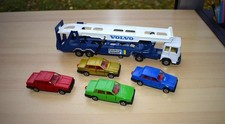 Camion porte-voitures Renault / Saviem PS30  MAJORETTE custom Volvo + 4 voitures