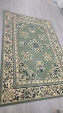 Grand tapis style chinois vert