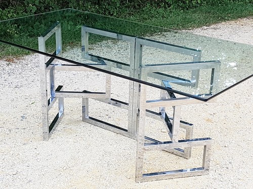 Bureau table manger - bureau, a