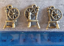 Lot de 3 Breloques Rouet de