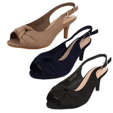 Chaussures À Talon Chaton À