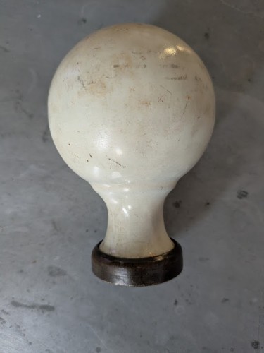 Ancienne boule escalier en - boule,