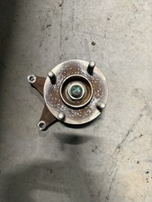 Fiesta ST left Rear wheel hub&knuckle