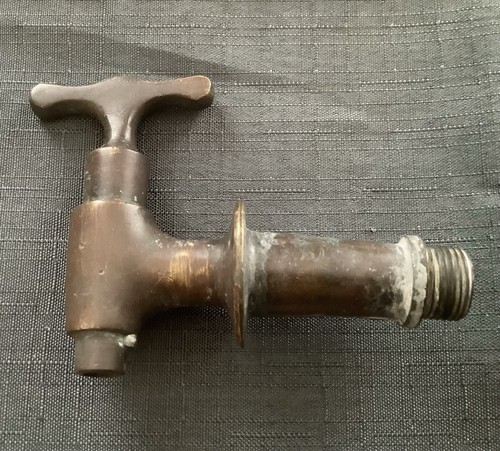 Ancien robinet bronze - robinet,