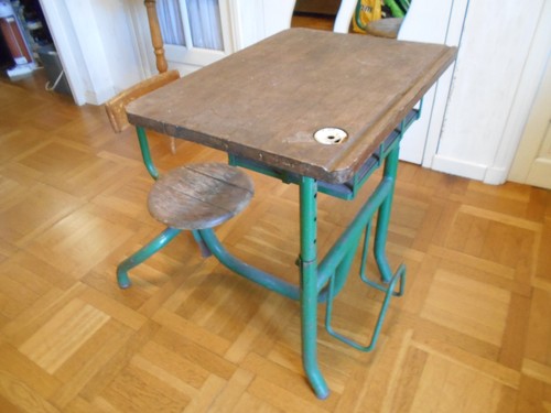 Bureau école ancien - bureau, avec