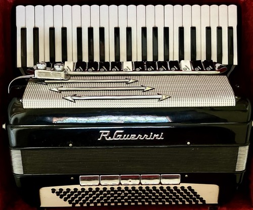 Very nice guerrini accordion - very,