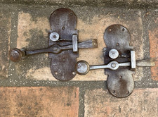 2 Anciens verrous à levier en