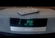 Bose Wave Radio III AM/FM Stereo Clock Radio With Remote Control - Graphite Gray